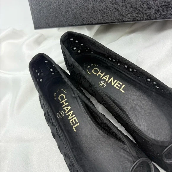 Chanel Black CC Perforated Mesh with Grosgrain Ballet Flats - 36C - Picture 3 of 12